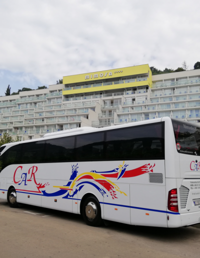 autobus_ispred_hotela